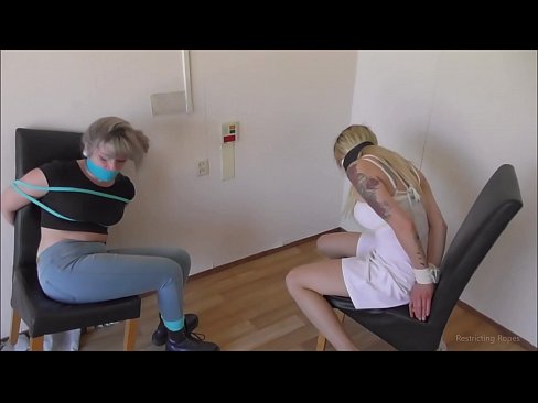❤️ व्यसनाधीन / बांधलेले आणि गुंडाळलेले / संकटात मुलगी ❤️  mr.com-porn-mz.ru वर  ☑