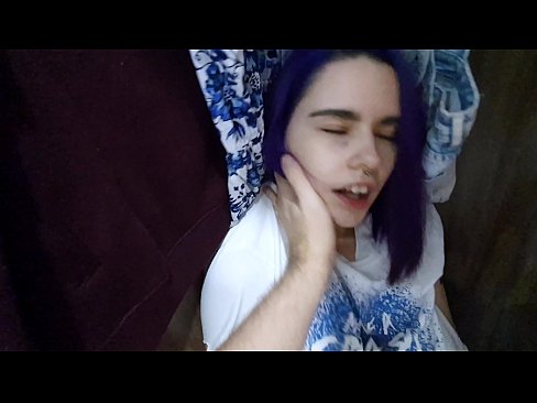 ❤️ माझ्या बहिणीला कोठडीत सापडले आणि तिला मदत केली ❤️  mr.com-porn-mz.ru वर  ☑
